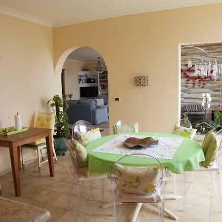 Villa Vista Paraiso *